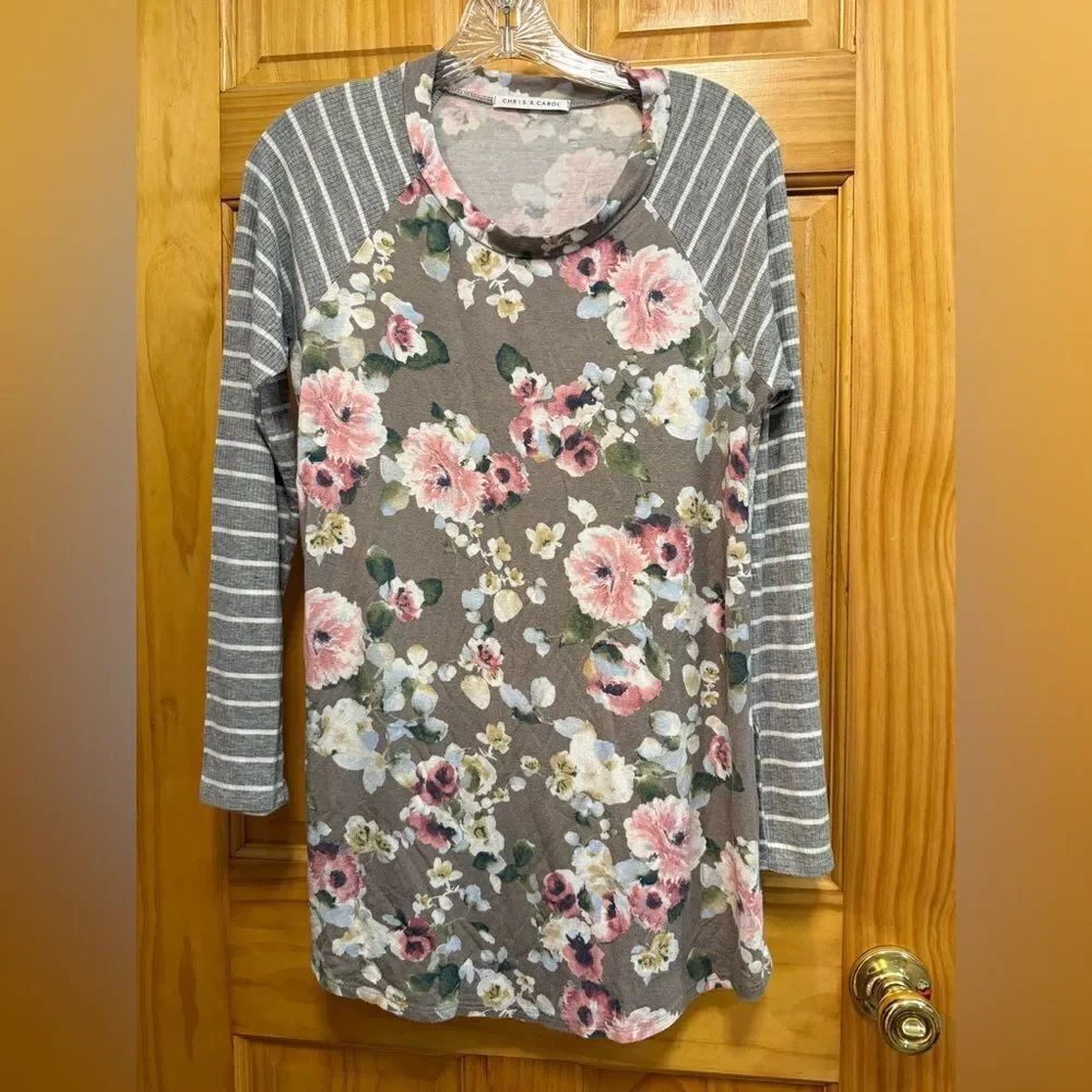 Chris & Carol size S Floral Long Sleeve Top